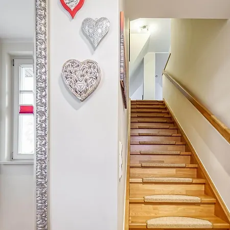 Kavelweg 9 Whg 5 *