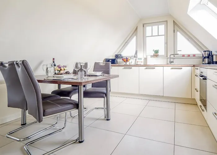 Kavelweg 9 Whg 5 * Zingst